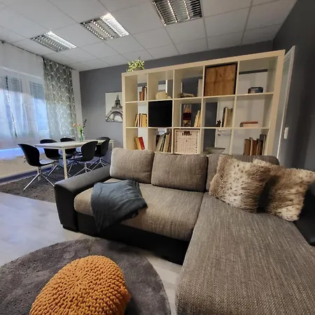 Apartment 2 Mit Gemeinschaftsraeumen, Tiefgarage